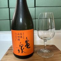 
            亀泉_
            酒を飲む熊さん
