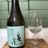 
            亀泉_
            酒を飲む熊さん