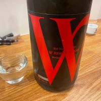 W（ダブリュー）