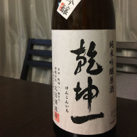 
            乾坤一_
            maniさん