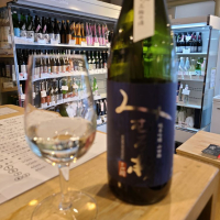 
            みむろ杉_
            acdcさん