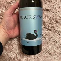 BLACK SWAN